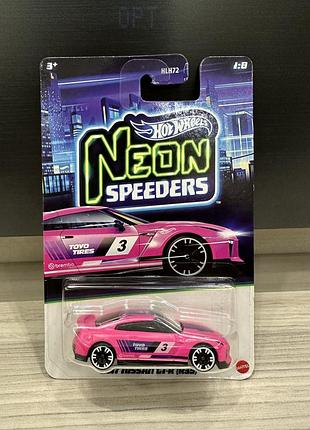 Колекційна модель hot wheels nissan gt-r r35 neon speeders рожева