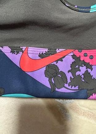 Топ спортивний nike 6