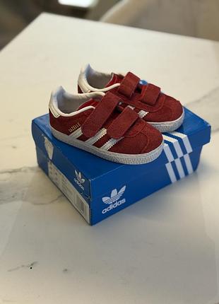 Кросівки для дітей adidas gazelle червоні на липучках