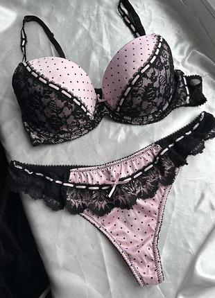 Комплект білизни ann summers бюстгальтер трусики сатинова тканина сатин стрінги мереживо 75b розмір s 34-36