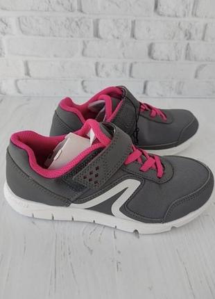 Кросівки decathlon 27/28