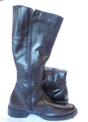 Зимние из натуральной кожи сапоги на худенькие ножки р.37 и еще...