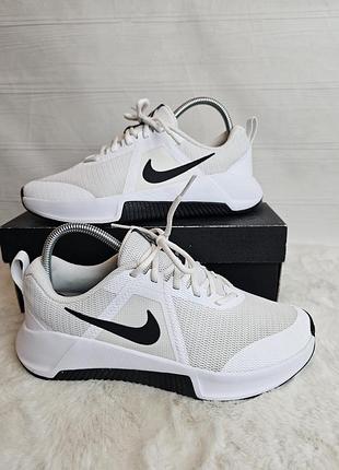 Кросівки nike mc trainer 3 в розмірі 42