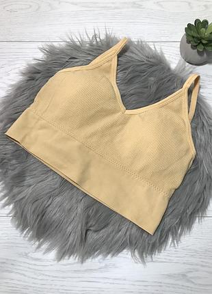Топ з відкритою спинкою