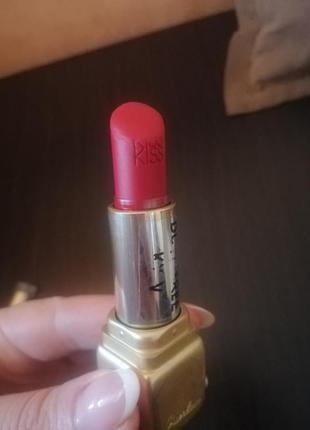 Помада guerlain kiss kiss matte 330