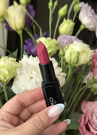Поживна губна помада smart від kiko milano ❤️ 427