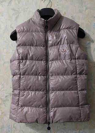 Жіночий пуховий жилет moncler