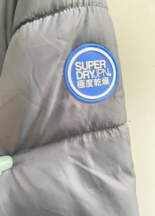Зимова куртка із капюшоном від superdry 5