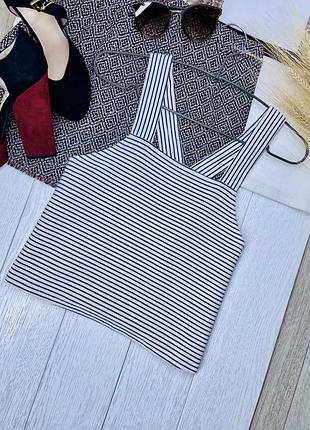 Короткий топ zara m трикотажний топ в смужку щільний топ зара з ґудзиками на спині