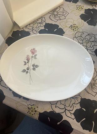 Овальне блюдо royal doulton pillar rose