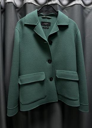 Жіноче коротке пальто weekend max mara зелене