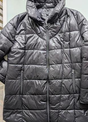 Черная женская куртка - пуховик xl, xхl средней длины от бренда kenneth cole.