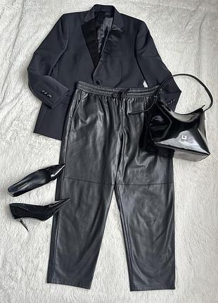 Штани zara з еко шкіри, модель мом, чорні, розмір 2xl-3хл