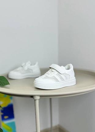 Дитячі кросівки білі 1333 22