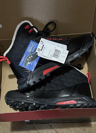 Оригінальні жіночі ботинки  reebok p..37,5 устілка 24см