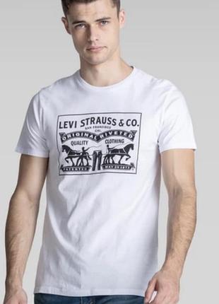 Нова футболка levis розмір s