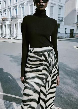 Спідниця жіноча з ефектом хутра zara new