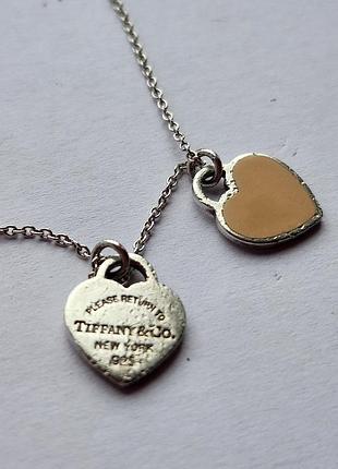 Серебряное колье tiffany &amp; co с двойным сердцем и эмалью «в обращении к tiffany» оригинал