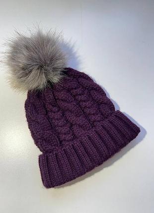 Шапка вʼязана з бубоном  primark