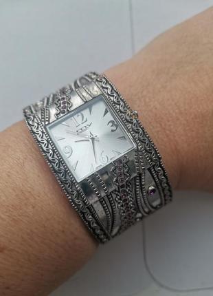 Красивые винтажные часы-браслет mj1 фото