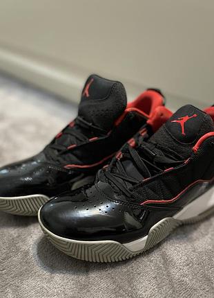 Кросівки jordan 40-41 розмір