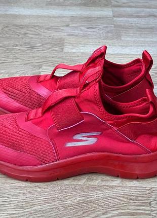 Кроссовки skechers в идеальном состоянии 39 размера