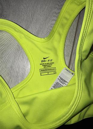 Яскравий спортивний топ nike 4