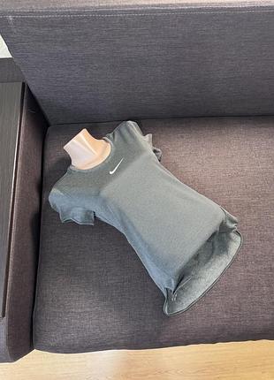 Спортивна футболка nike