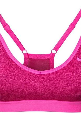 Гарний спортивний топ nike