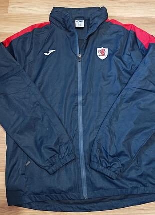 Оригинальная фирменная спортивная ветровка (дождевик) joma.размер l