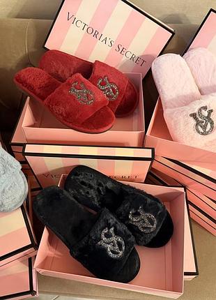 Жіночі капці victoria's secret хутряні з логотипом