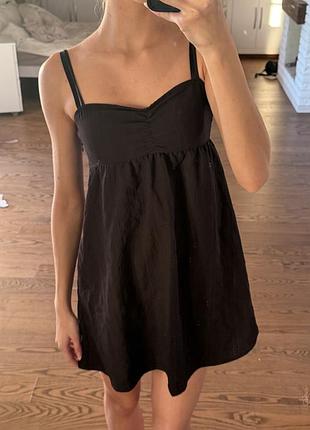 Коротка чорна сукня h&m