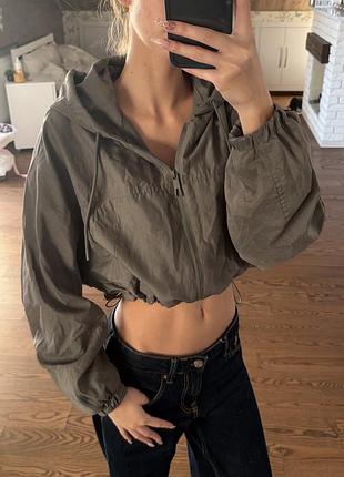 Жіноча куртка pull&bear