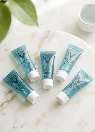 Зволожувальний гель-бустер для обличчя vichy mineral 89 fortifying and plumping daily booster, 5 мл