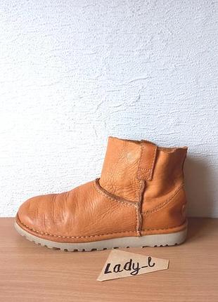 Отличные кожаные сапоги сапоги ботинки ugg 36 р.