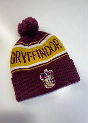Шапка gryffindor  primark