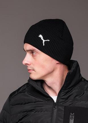 Мужская черная шапка с логотипом