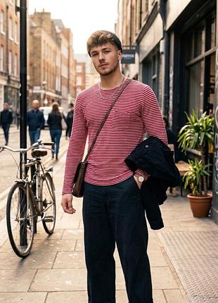 Стильный хлопковый мужской лонгслив в полоску от zara man