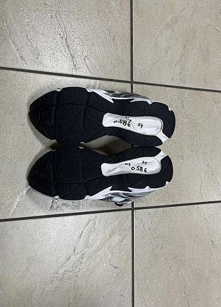 Кросівки mizuno 42 р оригінал 2