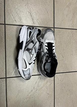 Кросівки mizuno 42 р оригінал 4
