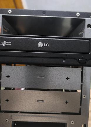 Оптичний привод dvd-rw lg super multi sata 5.25" black