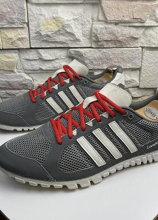Оригінальні кросівки  adidas fluid