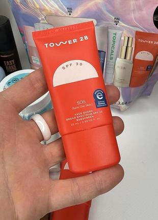 Минеральный солнцезащитный крем для лица tower 28 sos faceguard spf