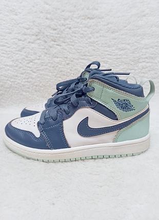 Кросівки для хлопчика nike jordan шкіряні 32 розмір 21 см
