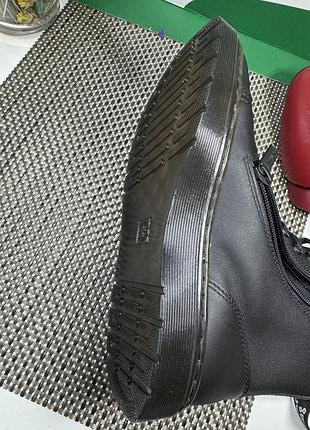 Оригинальные кожаные ботинки dr martens new 8