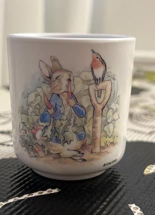 Вінтажна підставка для яйця з ілюстрацією кролика пітера (peter rabbit) за мотивами казок беатрікс поттер (beatrix potter)