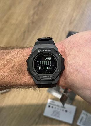Наручний годинник casio g-shock g-squad gbd-300 6