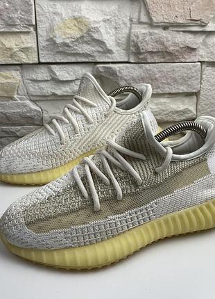 Оригінальні кросівки adidas yeezy boost 350 v2