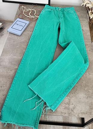 Крутые бирюзовые широкие джинсы zara