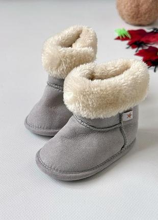 Пінетки-уггі mothercare